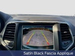 2016 Grand Cherokee Thumbnail 18