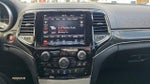 2020 Grand Cherokee Thumbnail 11