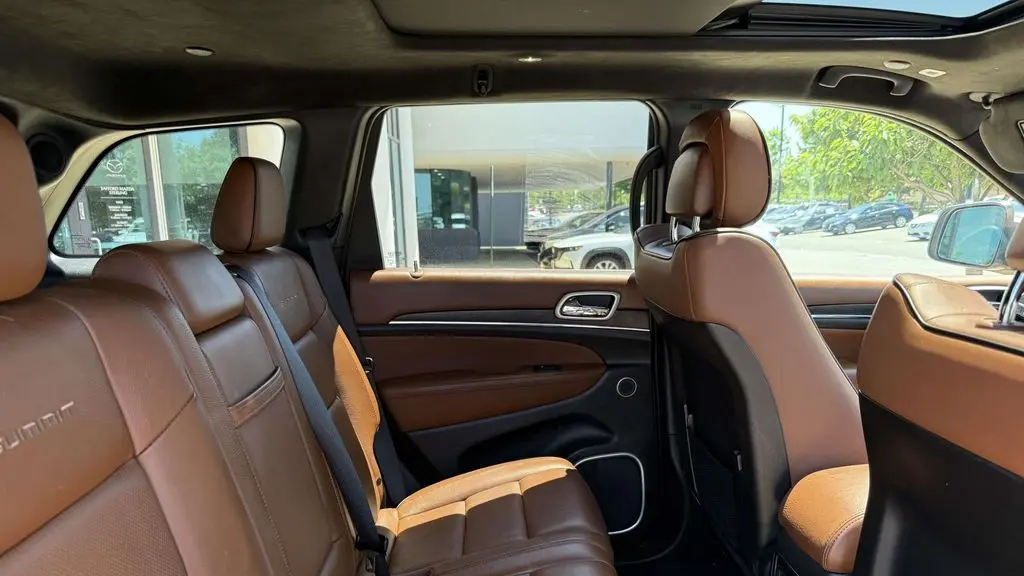 2021 Jeep Grand Cherokee Summit