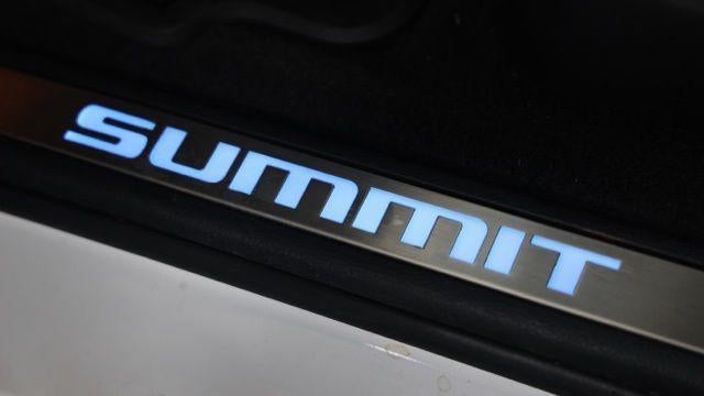 2018 Jeep Grand Cherokee Summit