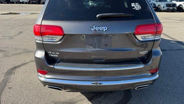 2018 Jeep Grand Cherokee Summit