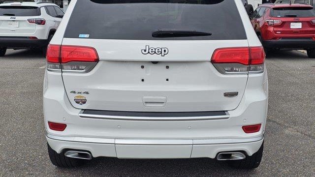 2020 Jeep Grand Cherokee Summit