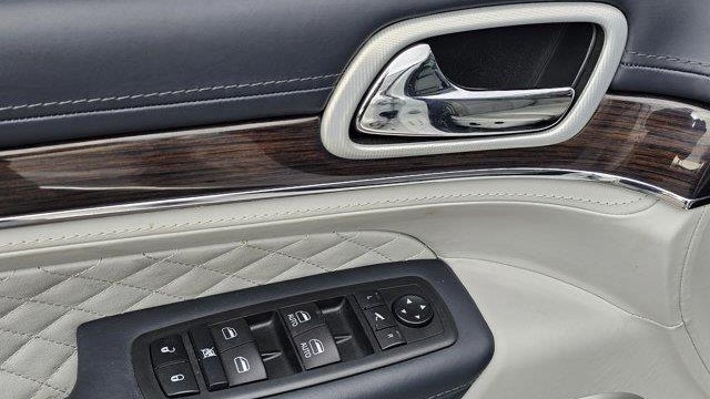 2020 Jeep Grand Cherokee Summit