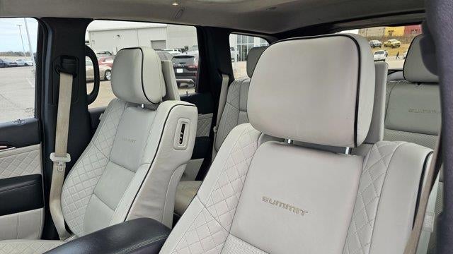 2020 Jeep Grand Cherokee Summit