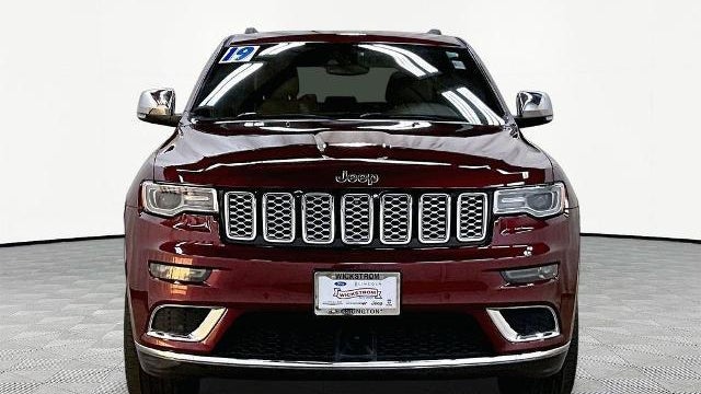 2019 Jeep Grand Cherokee Summit