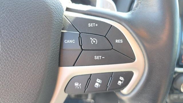 2019 Jeep Grand Cherokee Summit
