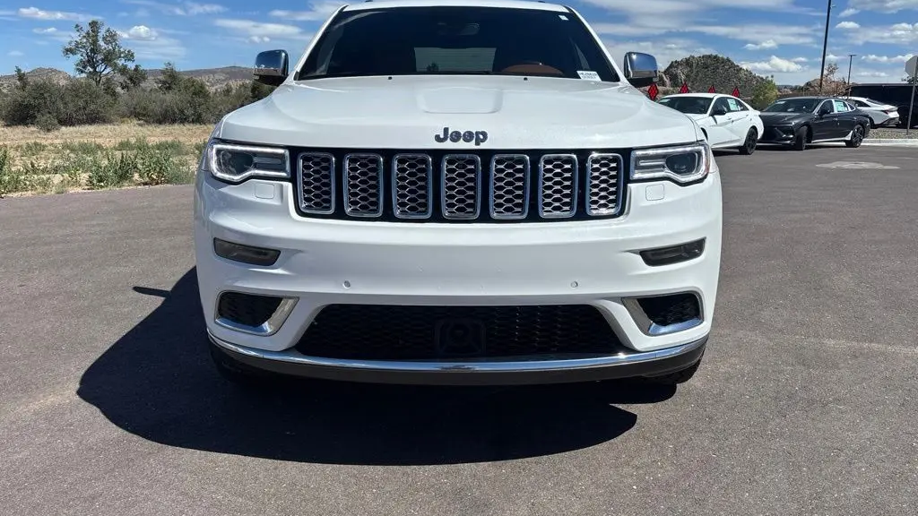 2020 Jeep Grand Cherokee Summit