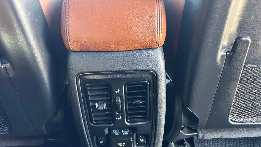2020 Jeep Grand Cherokee Summit
