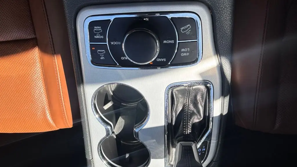 2020 Jeep Grand Cherokee Summit