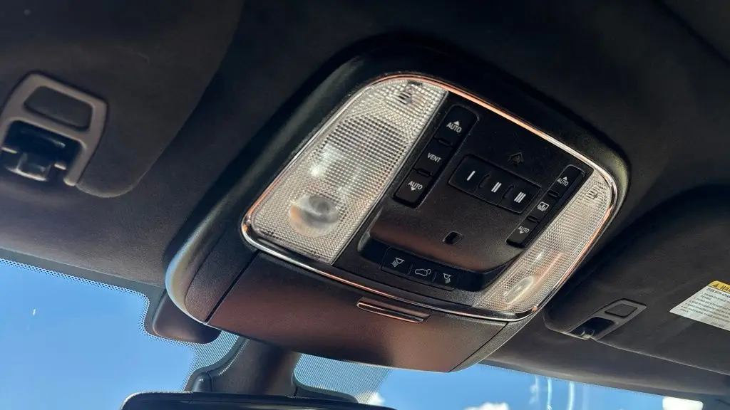 2020 Jeep Grand Cherokee Summit