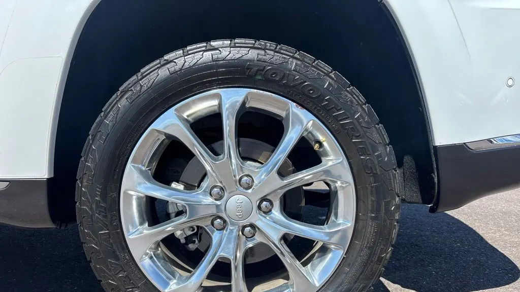 2020 Jeep Grand Cherokee Summit