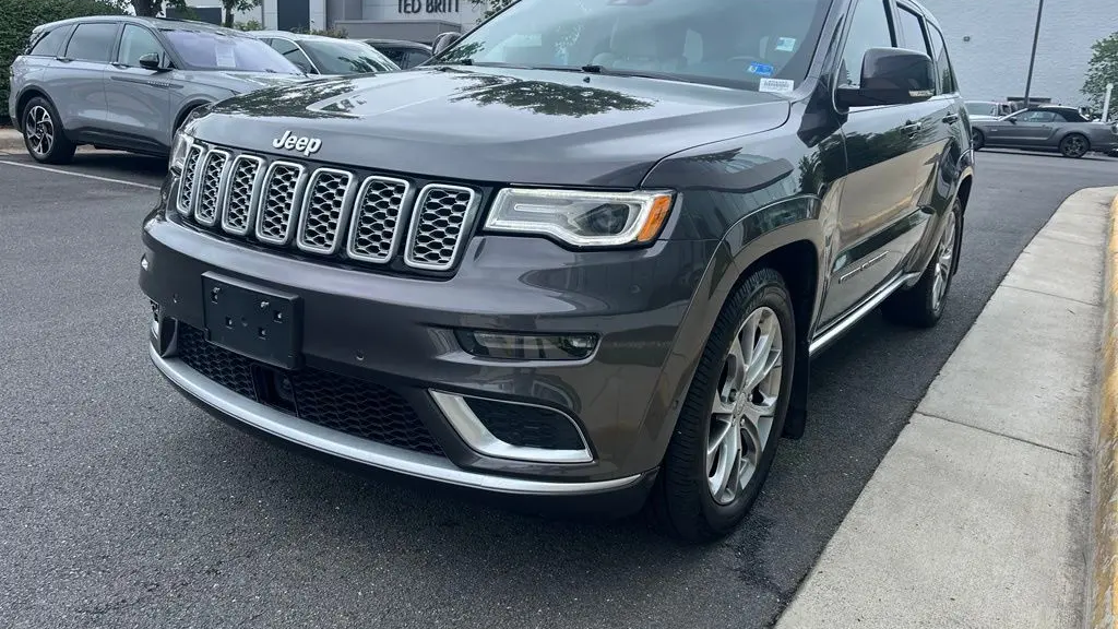 2021 Jeep Grand Cherokee Summit