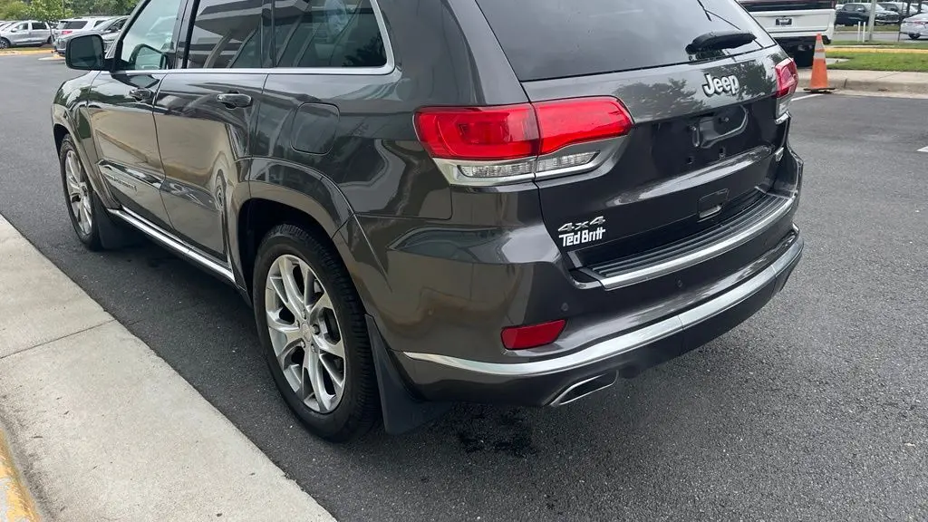 2021 Jeep Grand Cherokee Summit