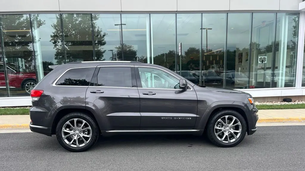 2021 Jeep Grand Cherokee Summit