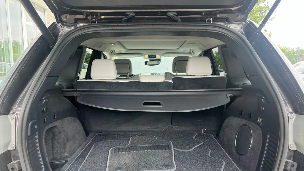 2021 Jeep Grand Cherokee Summit