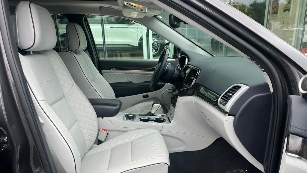 2021 Jeep Grand Cherokee Summit