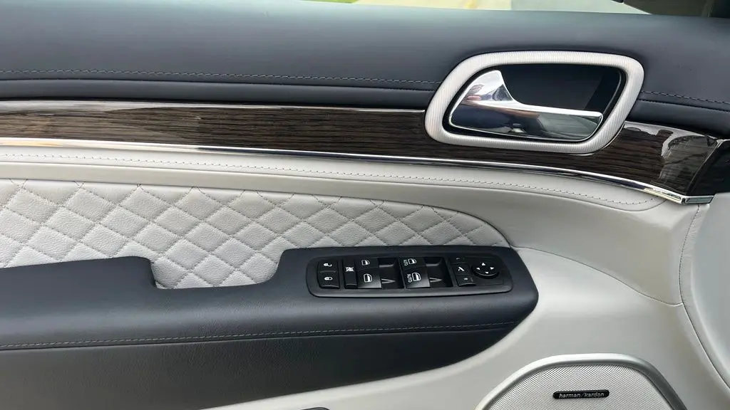 2021 Jeep Grand Cherokee Summit