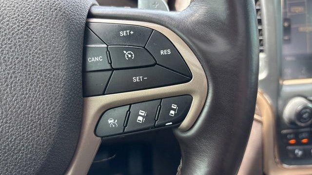 2017 Jeep Grand Cherokee Summit