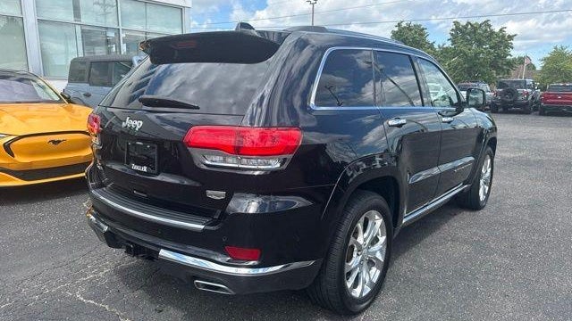 2020 Jeep Grand Cherokee Summit