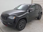 2021 Grand Cherokee Thumbnail 3