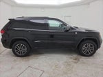 2021 Grand Cherokee Thumbnail 4