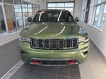 2019 Grand Cherokee Thumbnail 2