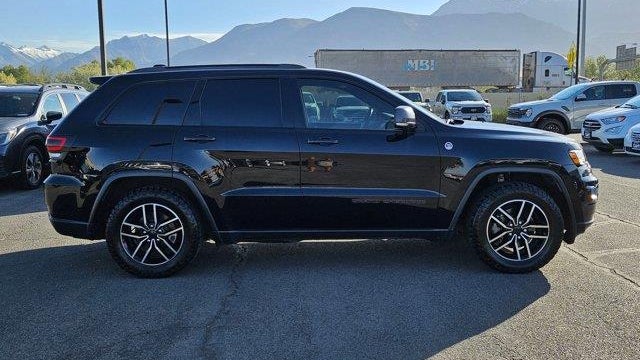 2020 Jeep Grand Cherokee Trailhawk