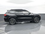 2020 Grand Cherokee Thumbnail 4