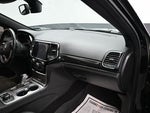 2020 Grand Cherokee Thumbnail 11