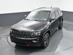 2020 Grand Cherokee Thumbnail 24