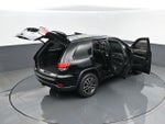 2020 Grand Cherokee Thumbnail 29