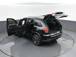 2020 Grand Cherokee Thumbnail 30