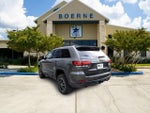 2018 Grand Cherokee Thumbnail 3