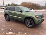 2020 Grand Cherokee Thumbnail 3