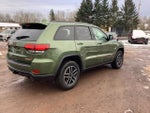 2020 Grand Cherokee Thumbnail 5