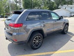 2017 Grand Cherokee Thumbnail 3