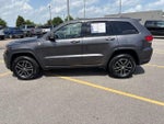 2017 Grand Cherokee Thumbnail 16