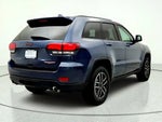 2020 Grand Cherokee Thumbnail 4