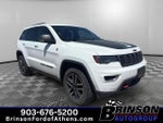 2021 Grand Cherokee Thumbnail 3