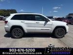 2021 Grand Cherokee Thumbnail 4