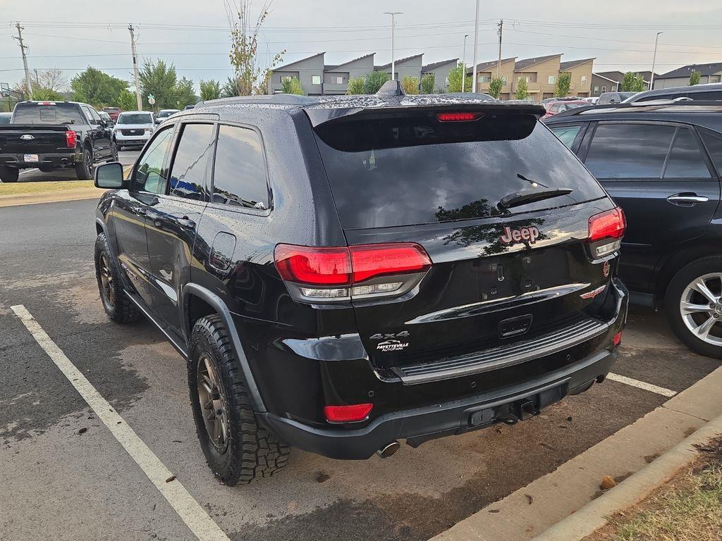 2017 Jeep Grand Cherokee Trailhawk — photo 1 of 12