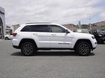 2019 Grand Cherokee Thumbnail 2
