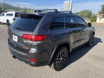 2017 Grand Cherokee Thumbnail 5