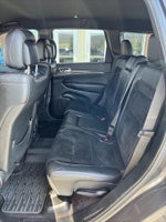 2017 Grand Cherokee Thumbnail 13