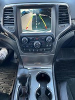 2017 Grand Cherokee Thumbnail 19