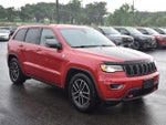 2017 Grand Cherokee Thumbnail 5