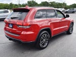 2017 Grand Cherokee Thumbnail 15