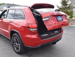 2017 Grand Cherokee Thumbnail 32