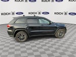 2018 Grand Cherokee Thumbnail 2