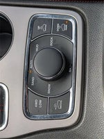 2020 Grand Cherokee Thumbnail 25